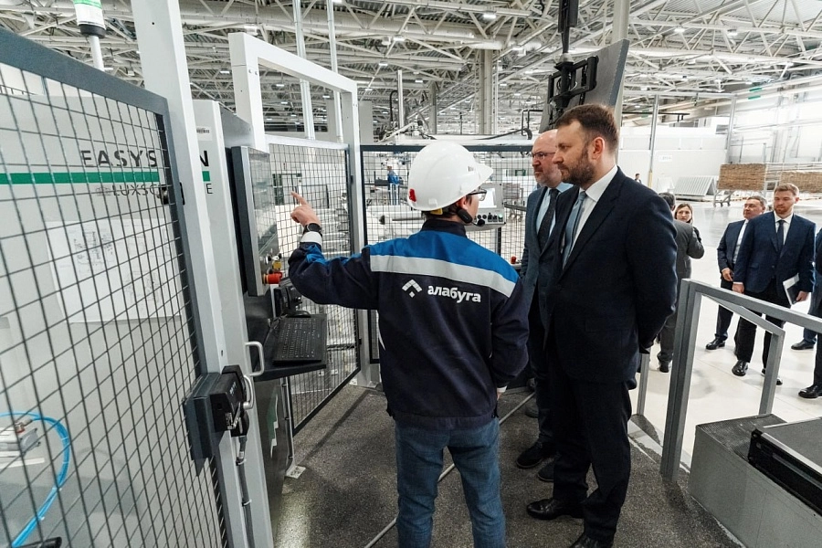 Максим Орешкин ознакомился с опытом "Алабуга Политех"